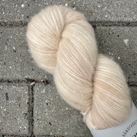 Sysleriget Alpaca Blow | Sandstone