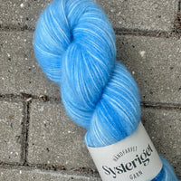 Sysleriget Alpaca Blow | Glove Blue