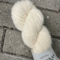 Sysleriget Alpaca Blow | Ufarvet Hvid