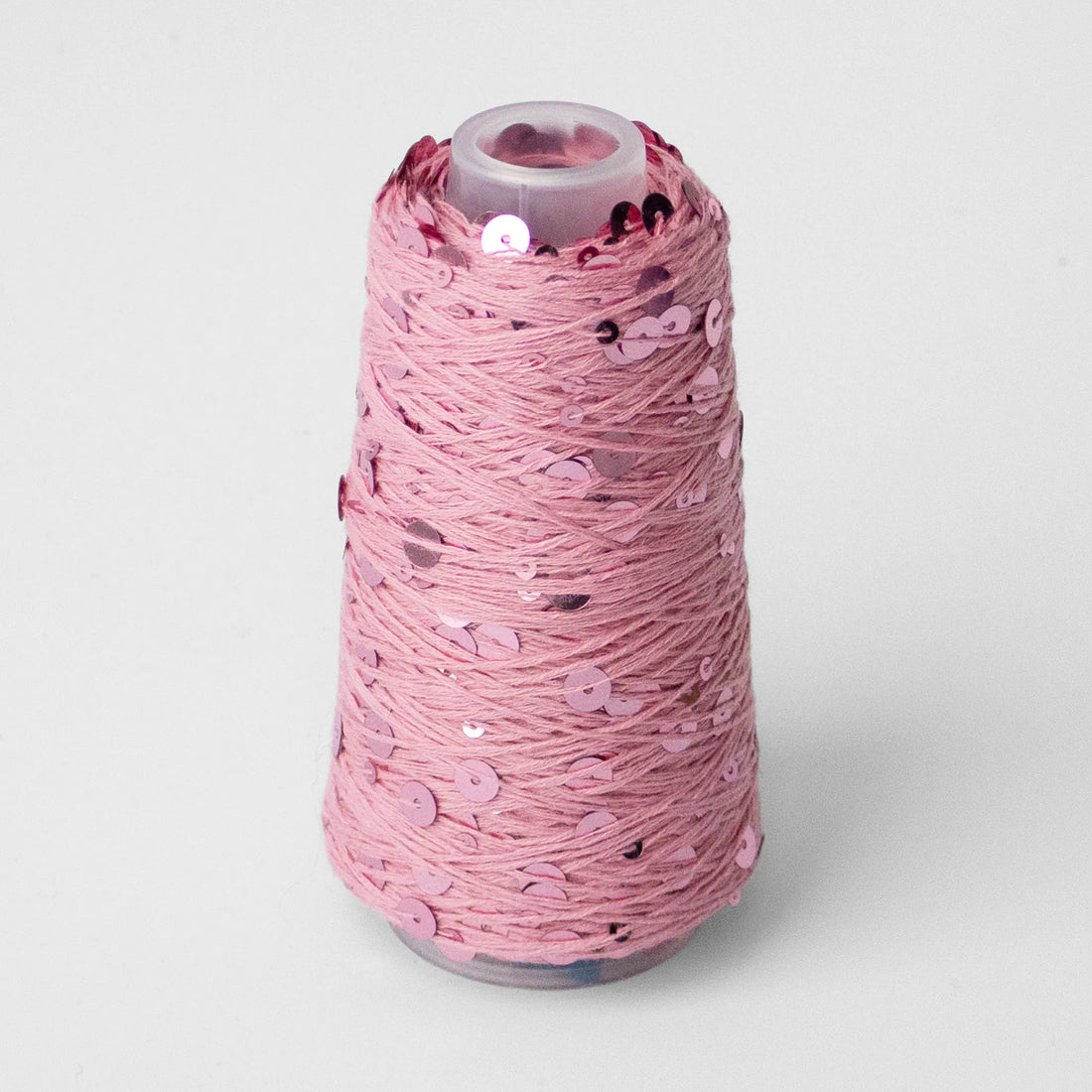 Sysleriget Sequins yarn on cotton base in the color 27 Rosa.
