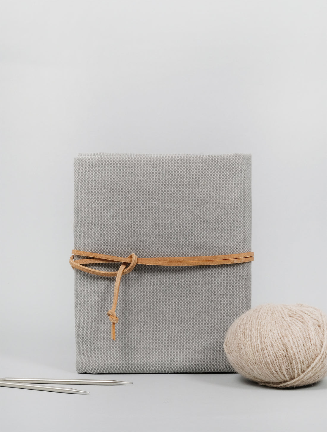 Minuk | Knitting needle case - Light grey